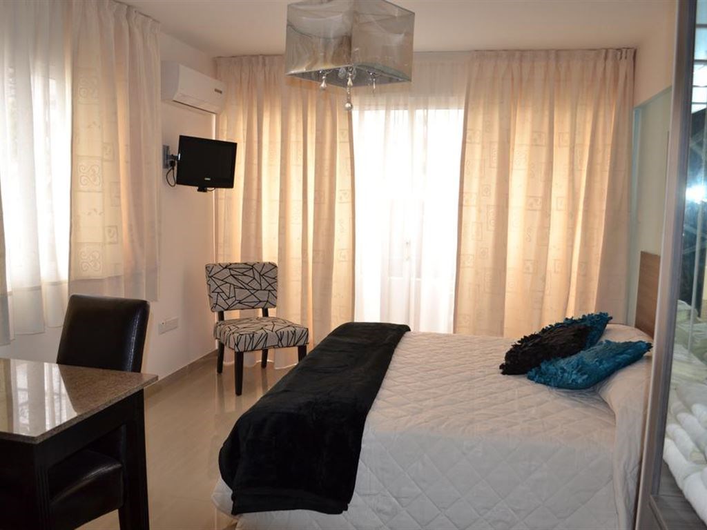 Marianna Tourist Apartments : Deluxe One Bedroom