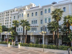 Grand Hotel Trieste & Victoria - photo 1
