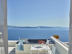 La Maltese Oia Luxury Suites - photo 15