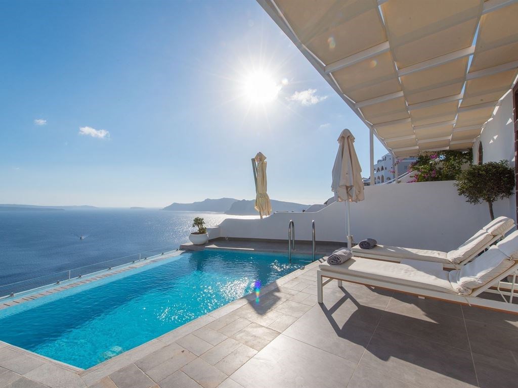 Santorini Secret Suites & Spa