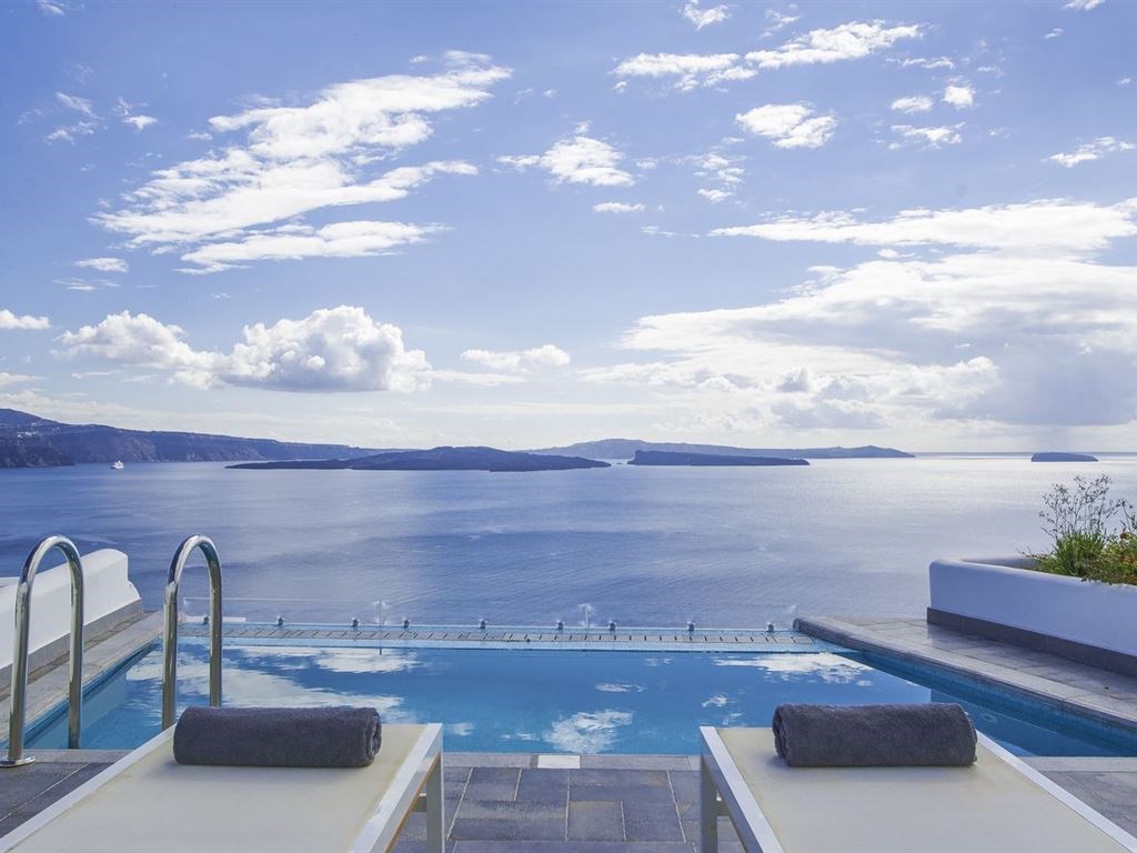 Santorini Secret Suites & Spa