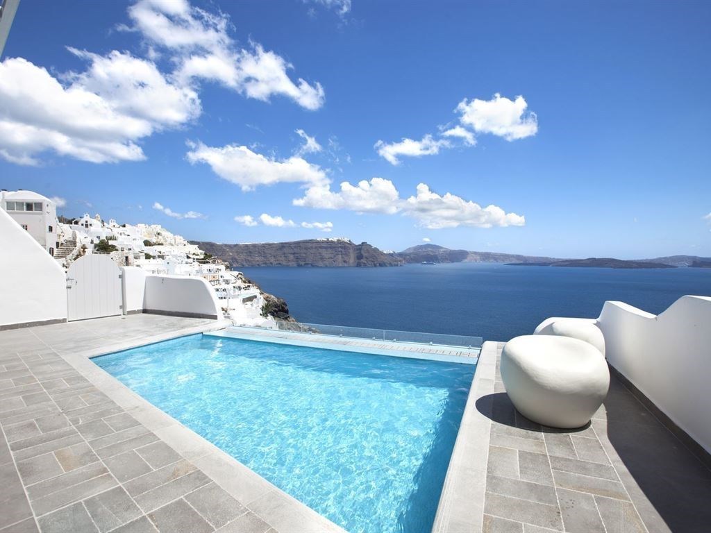 Santorini Secret Suites & Spa