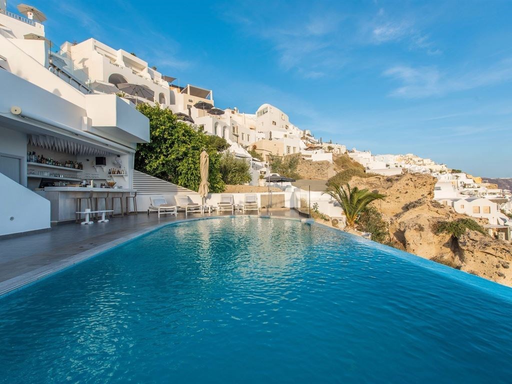 Santorini Secret Suites & Spa