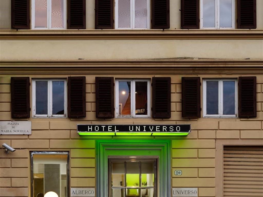 Universo Hotel