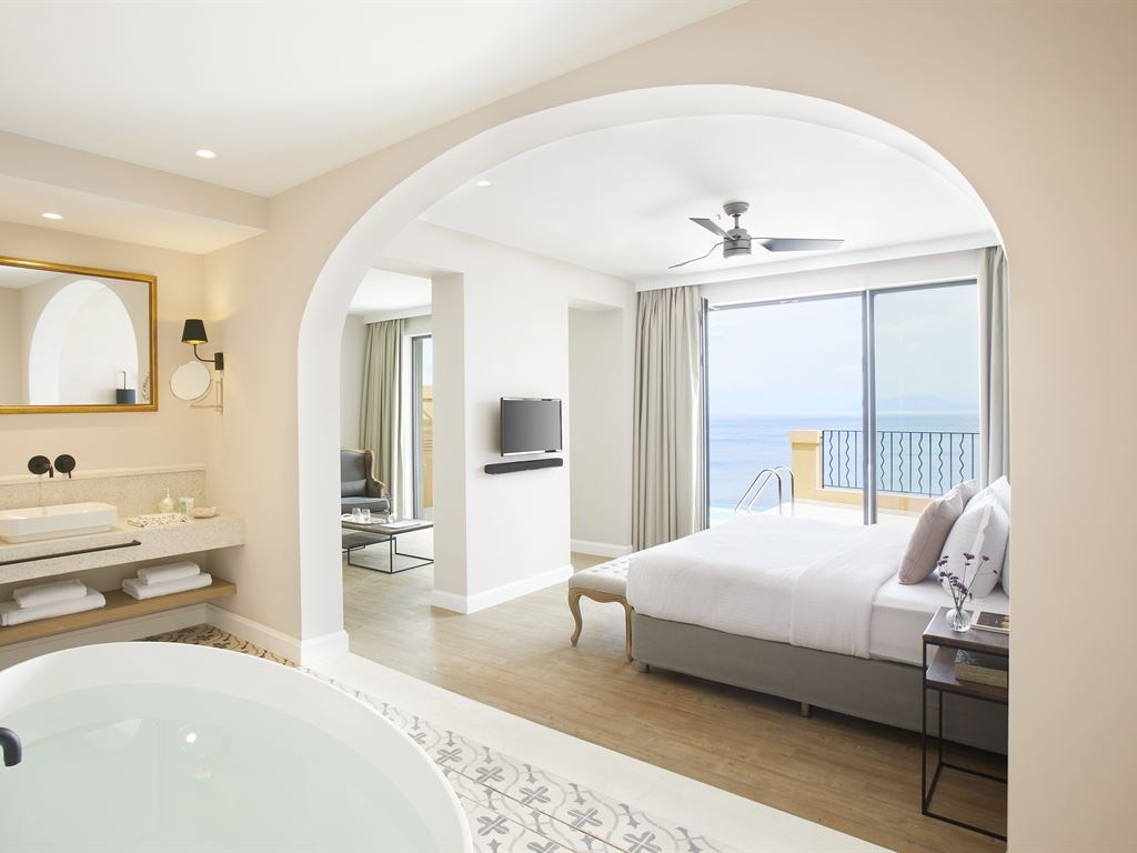 Marbella Nido Suite Hotel and Villas: Deluxe Suite Private Pool