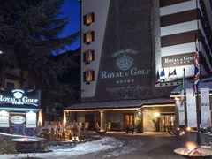 Royal & Golf Hotel - photo 2