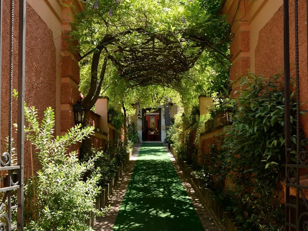 Rome Garden Hotel