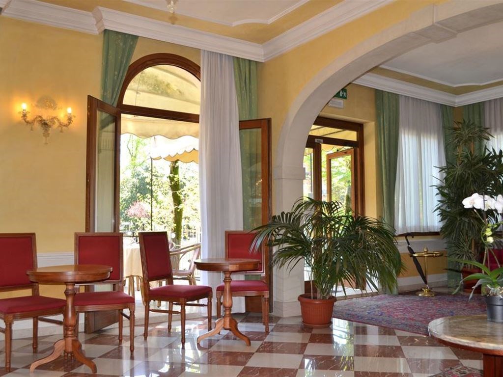 Villa Cipro Hotel