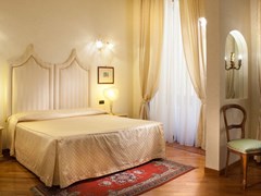 Tornabuoni Beacci Hotel - photo 11