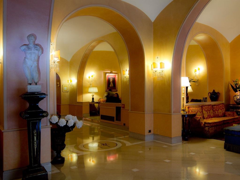 Marcella Royal Hotel 