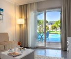 Batihan Beach Resort & Spa: Room FAMILY ROOM POOL VIEW