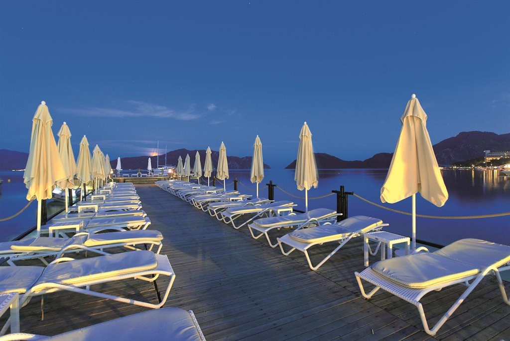 Cettia Beach Resort 