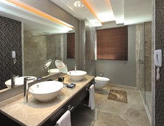 Cettia Beach Resort : Deluxe bathroom - photo 22