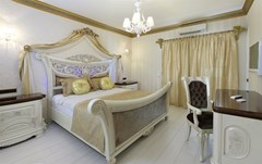 Camelot Boutique Hotel: Pendragon honeymoon room - photo 27