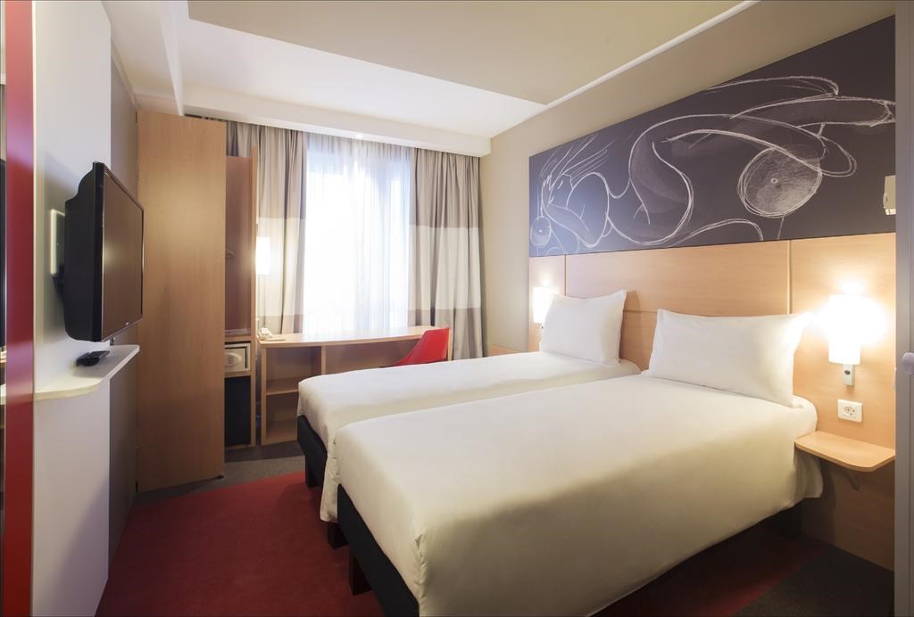 Ibis Hotel