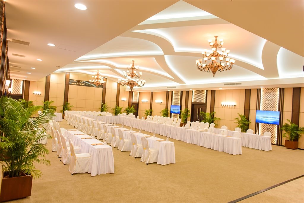 Paradise Island Resort & Spa: Dhinasha Conference Hall
