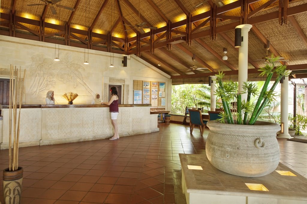 Royal Island Resort & Spa: Lobby