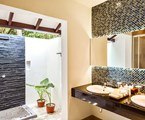 Adaaran Select Meedhupparu : Deluxe Beach Villa Wash room