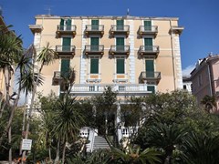 Morandi Hotel - photo 2