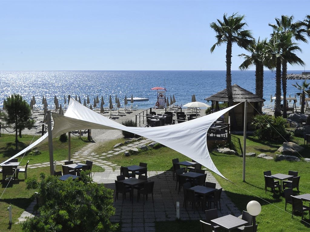 Marina Degli Aregai Hotel