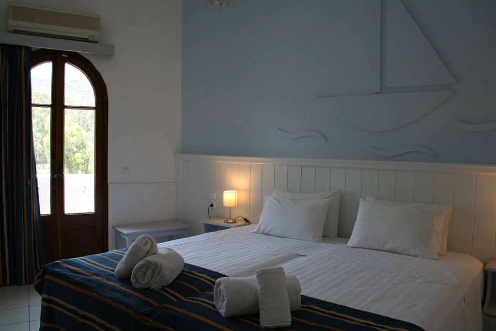 Naiades Almiros River Hotel: Quadruple