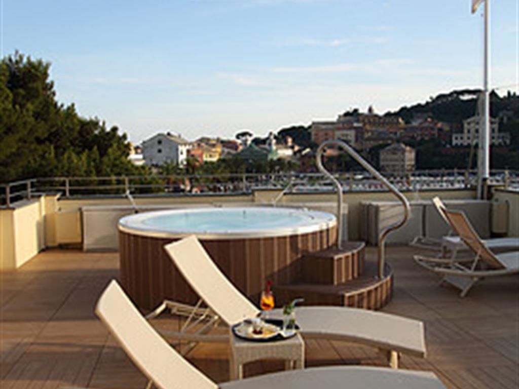 Suite Hotel Nettuno