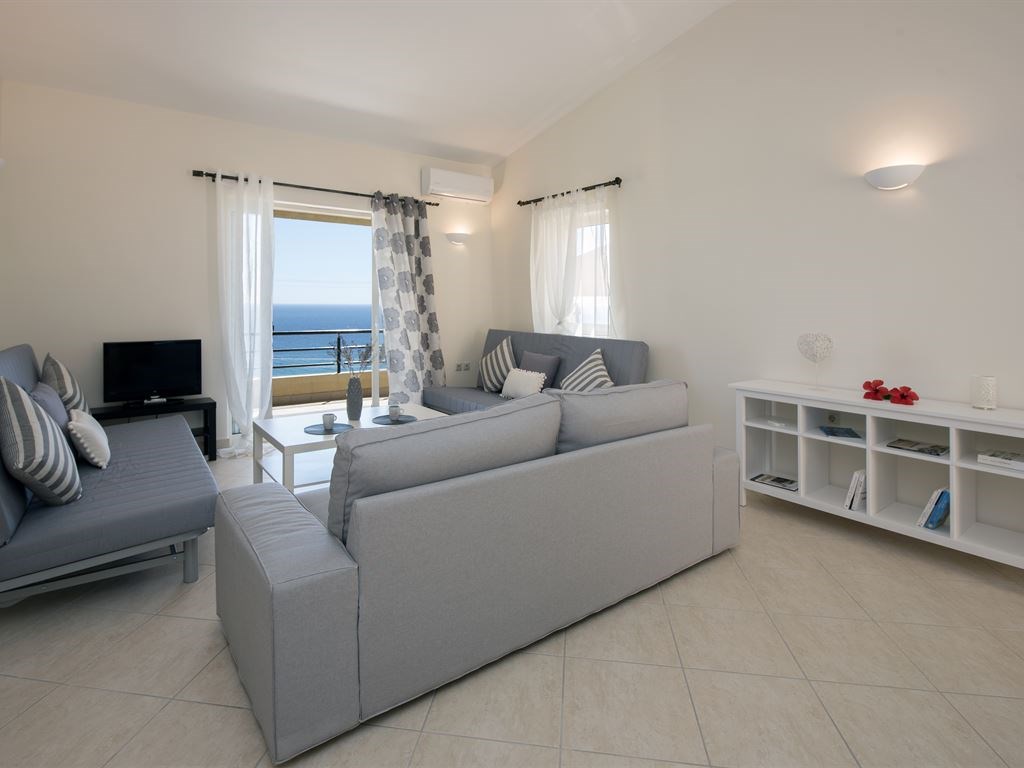 Glyfada Beachfront Apartments and Villas: Apartment Deluxe 2_Bedroom