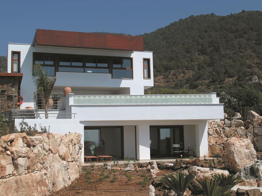 Villa Karavi