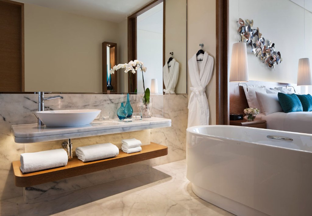JW Marriott Absheron Baku Hotel: Ванная комната