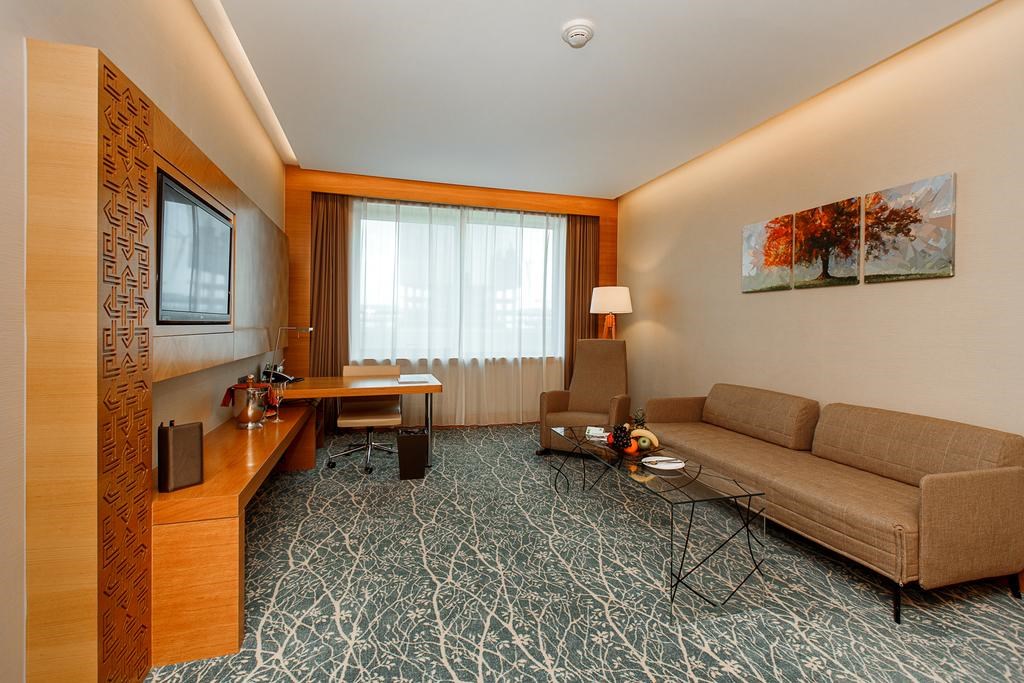 Holiday Inn Baku Hotel