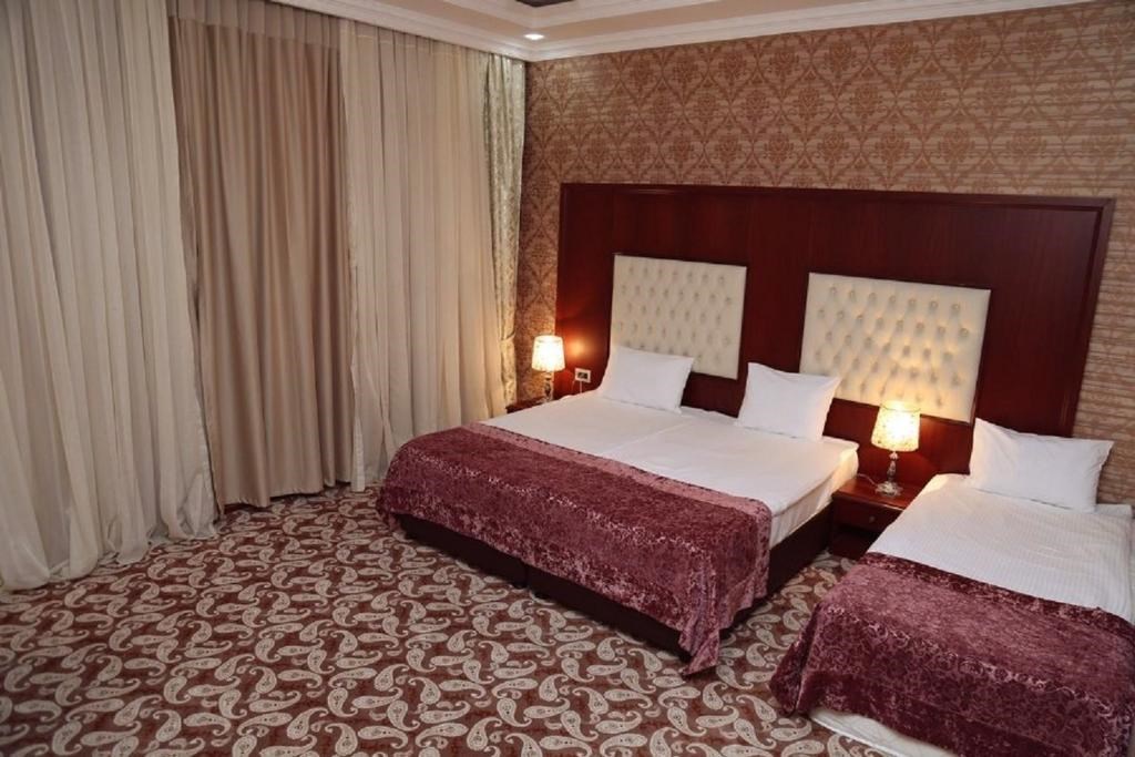 Clover Hotel Baku