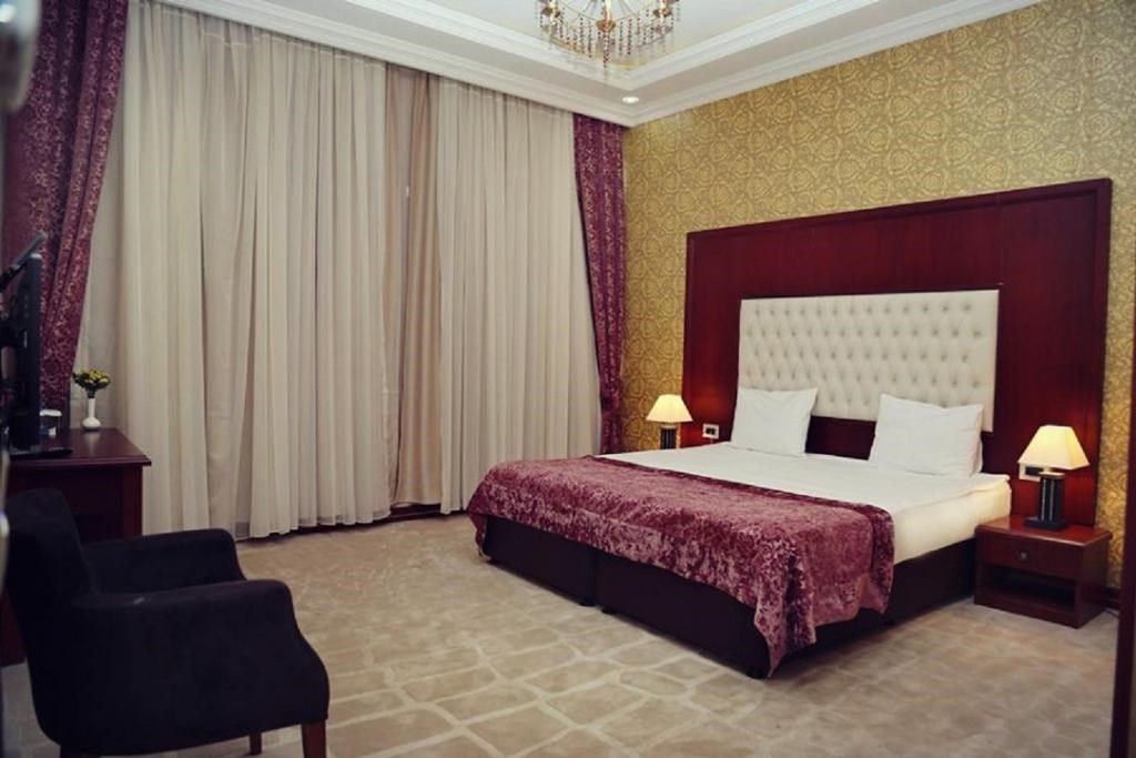 Clover Hotel Baku