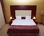 Clover Hotel Baku