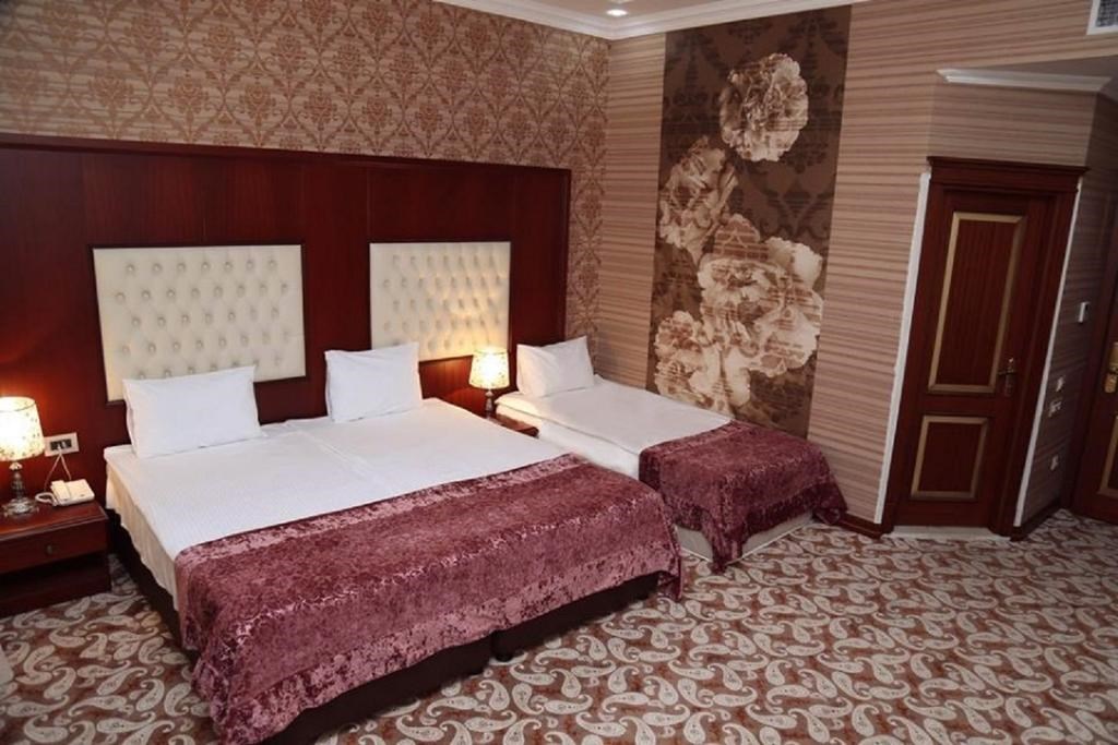 Clover Hotel Baku