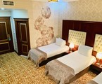 Clover Hotel Baku