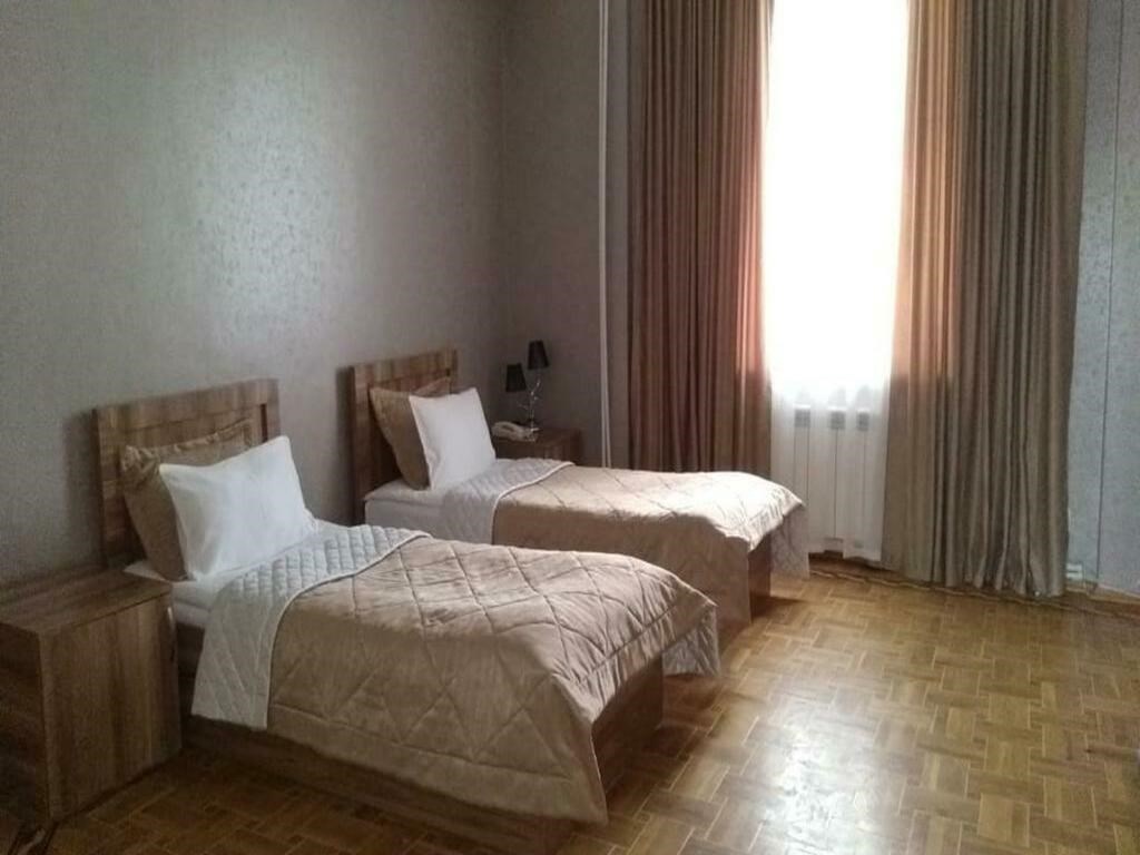 Baku Palace Hotel: Двухместный номер с 2 отдельными кроватями