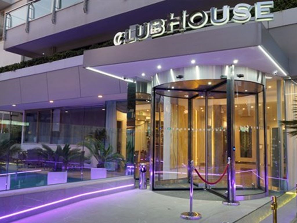 Club House Hotel