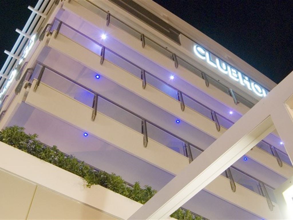 Club House Hotel