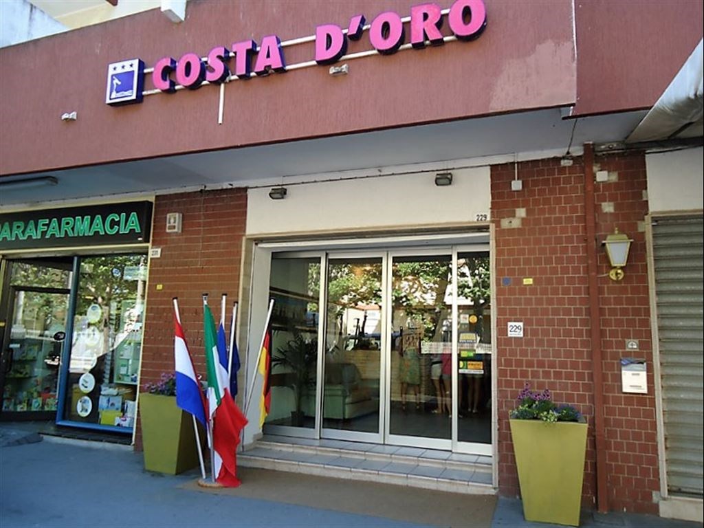 Costa D'Oro Hotel