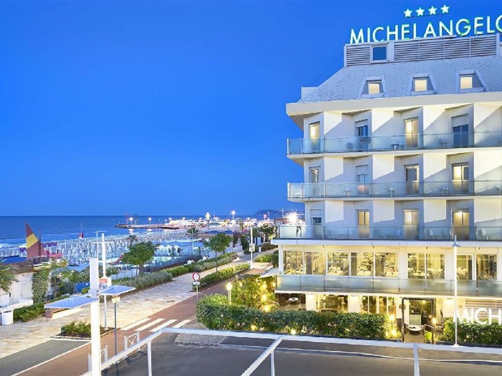 Michelangelo Hotel