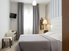 La Perla Hotel - photo 7