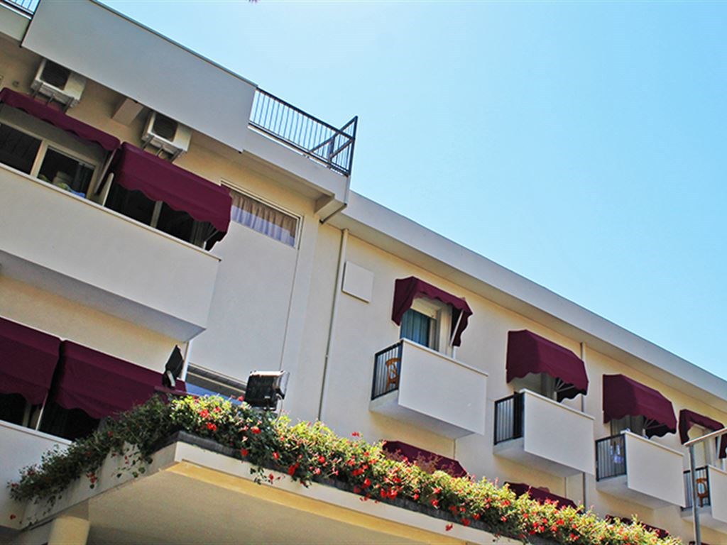 New Primula Hotel