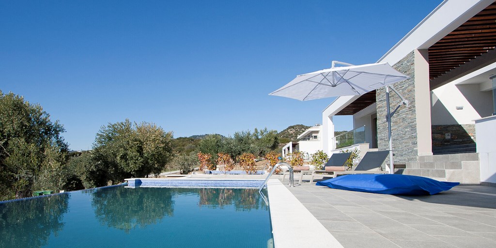 Magnum Pool Villa