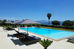 Therme Sea Luxury Lodge - photo 1