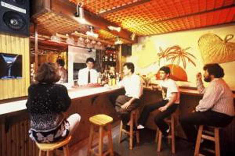 Alma Hotel: Bar
