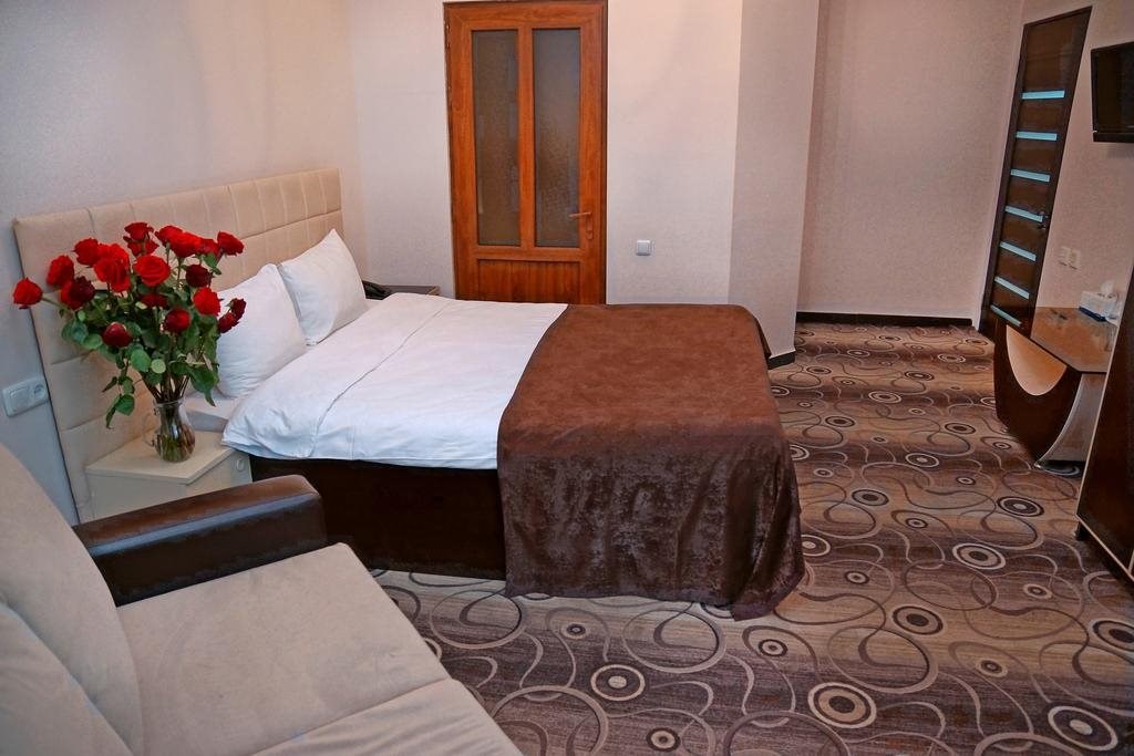 Nor Yerevan Hotel