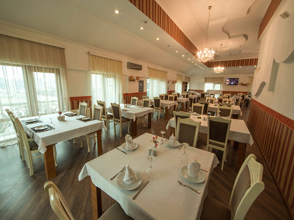 Baku Inn: Ресторан
