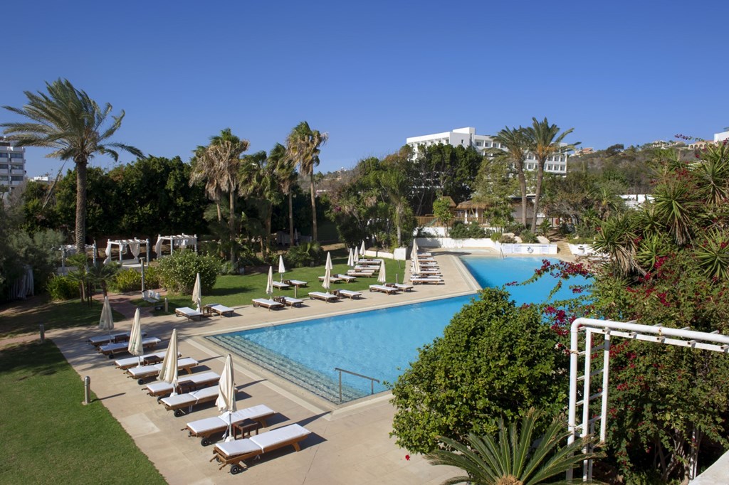 Grecian Sands Hotel