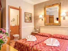 Caravaggio Hotel - photo 13