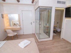 Panellinion Luxury Rooms : Loft - photo 8